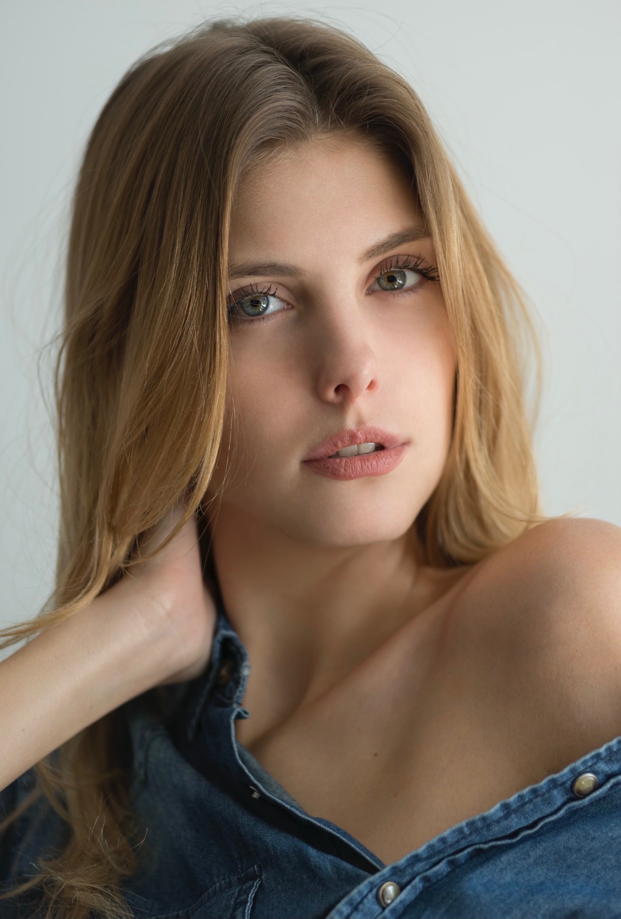 Carola